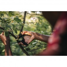 FISKARS Foarfeca de gradina bypass Plus PowerLever..